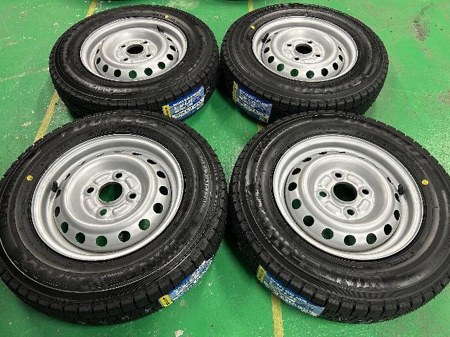 0092414)新品国産ダンロップスタッドレスタイヤ4本軽トラ軽バンスチールホイール145/80R12LT80/78N送料無料 < 自動車/バイク 0092414)新品国産ダンロップスタッドレスタイヤ4本軽トラ軽バンスチールホイール145/80R12LT80/78N送料無料 < 自動車/バイク