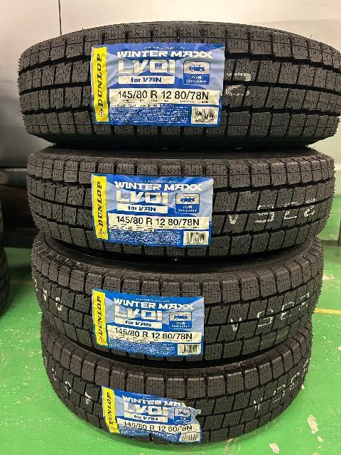 0092414)新品国産ダンロップスタッドレスタイヤ4本軽トラ軽バンスチールホイール145/80R12LT80/78N送料無料 < 自動車/バイク 0092414)新品国産ダンロップスタッドレスタイヤ4本軽トラ軽バンスチールホイール145/80R12LT80/78N送料無料 < 自動車/バイク