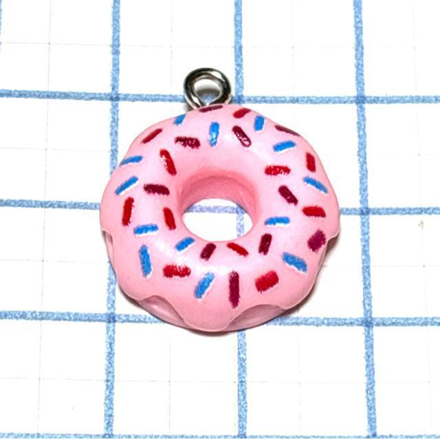 3002 ドーナツ 艶なし ピンク1個 食品 おやつ 樹脂チャーム アクセサリーパーツ 食べ物 菓子 ハンドメイド材料 スイーツ < ペット/手芸/園芸 3002 ドーナツ 艶なし ピンク1個 食品 おやつ 樹脂チャーム アクセサリーパーツ 食べ物 菓子 ハンドメイド材料 スイーツ < ペット/手芸/園芸の