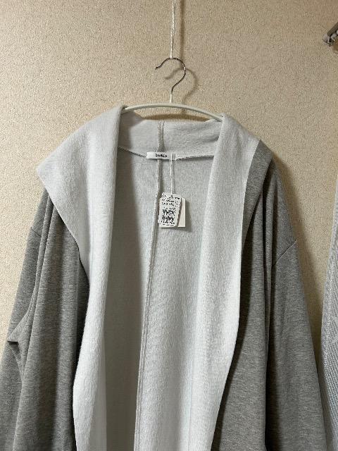 1.4万新品タグ付きRADIATE★裏キモウ柔らか手触りカーディガン < ブランド 1.4万新品タグ付きRADIATE★裏キモウ柔らか手触りカーディガン < ブランドの