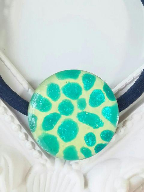 水色のガラス風ヘアゴム  レジン  ハンドメイド < 女性ファッション  水色のガラス風ヘアゴム  レジン  ハンドメイド < 女性ファッションの