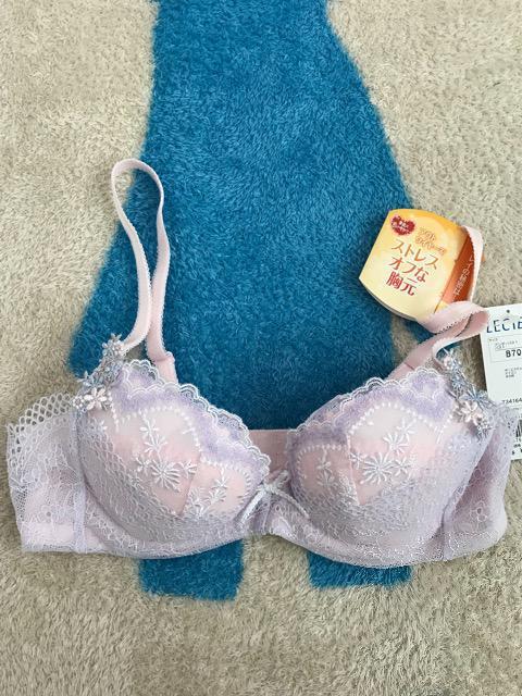 新品タグ付☆LECIENレース使いが素敵なブラジャー < 女性ファッション  新品タグ付☆LECIENレース使いが素敵なブラジャー < 女性ファッションの