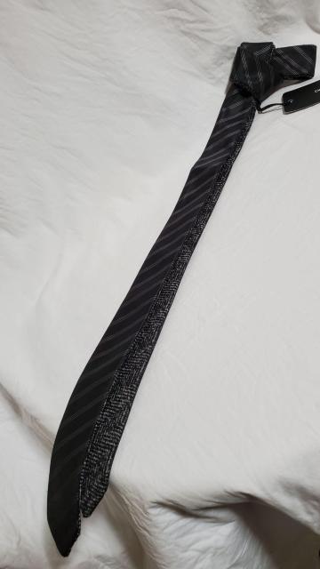 正規未レア ドルチェ&ガッバーナ ツイード×ストライプ 両面リバーシブル ナロータイ 細ネクタイ 黒系 幅4cm スリム ドルガバ < ブランド  正規未レア ドルチェ&ガッバーナ ツイード×ストライプ 両面リバーシブル ナロータイ 細ネクタイ 黒系 幅4cm スリム ドルガバ < ブランドの