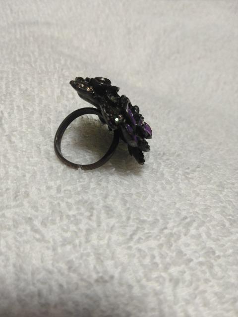 ANNA SUI パープル系フラワーリング < 女性アクセサリー/時計 ANNA SUI パープル系フラワーリング < 女性アクセサリー/時計の