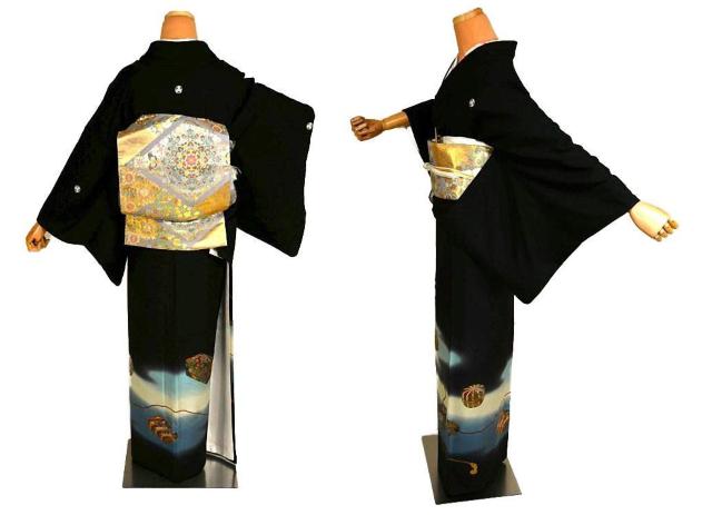 黒留袖 最高峰 新品同様 越後染印傳 根津青宗 手描 暈染め 金彩 文箱花文 比翼 身丈160.5cm 裄68.5cm T3662 < 女性ファッション 黒留袖 最高峰 新品同様 越後染印傳 根津青宗 手描 暈染め 金彩 文箱花文 比翼 身丈160.5cm 裄68.5cm T3662 < 女性ファッションの