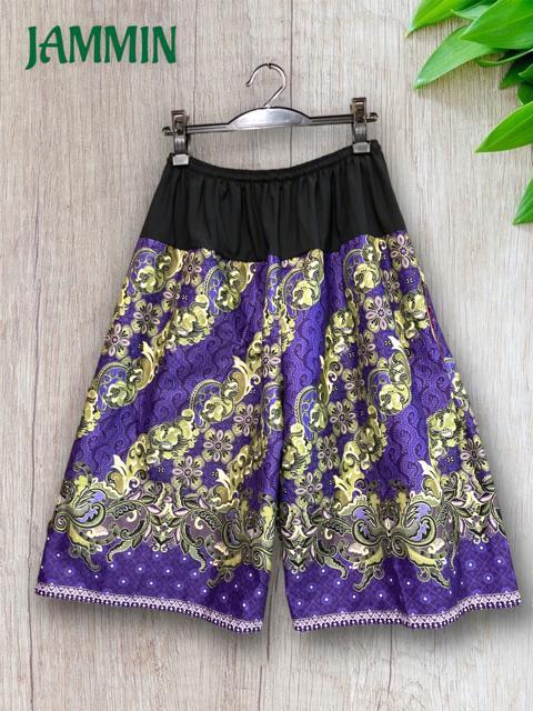 バティック花柄ゆるめハーフパンツ★アジアン★エスニック★ヒッピー < 女性ファッション  バティック花柄ゆるめハーフパンツ★アジアン★エスニック★ヒッピー < 女性ファッションの