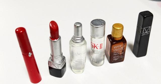 ミニチュア★メイクグッズ★化粧品セット★S-2★ランコム★エスティローダー★口紅★マスカラ★6種類セット★ドールハウス★ < おもちゃ  ミニチュア★メイクグッズ★化粧品セット★S-2★ランコム★エスティローダー★口紅★マスカラ★6種類セット★ドールハウス★ < おもちゃの