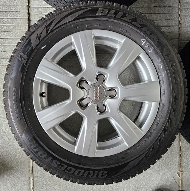 アウディ A4 純正ホイール16インチ7.5J PCD112x5 +45スタッドレス BRIDGESTONE BLIZZAK < 自動車/バイク アウディ A4 純正ホイール16インチ7.5J PCD112x5 +45スタッドレス BRIDGESTONE BLIZZAK < 自動車/バイク