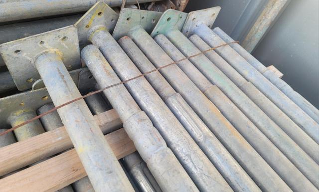 パイプサポート (長さ120) 4尺10セツト 足場 単管パイプ 大量 < ペット/手芸/園芸 パイプサポート (長さ120) 4尺10セツト 足場 単管パイプ 大量 < ペット/手芸/園芸の