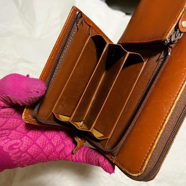 yROBERTA ROSSI / x^bVz Eht@Xi[ z  t@bV 