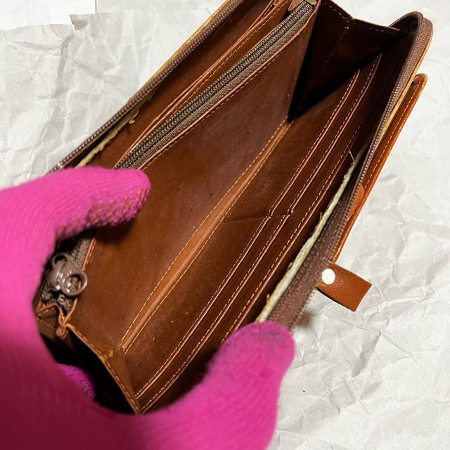 yROBERTA ROSSI / x^bVz Eht@Xi[ z  t@bV 