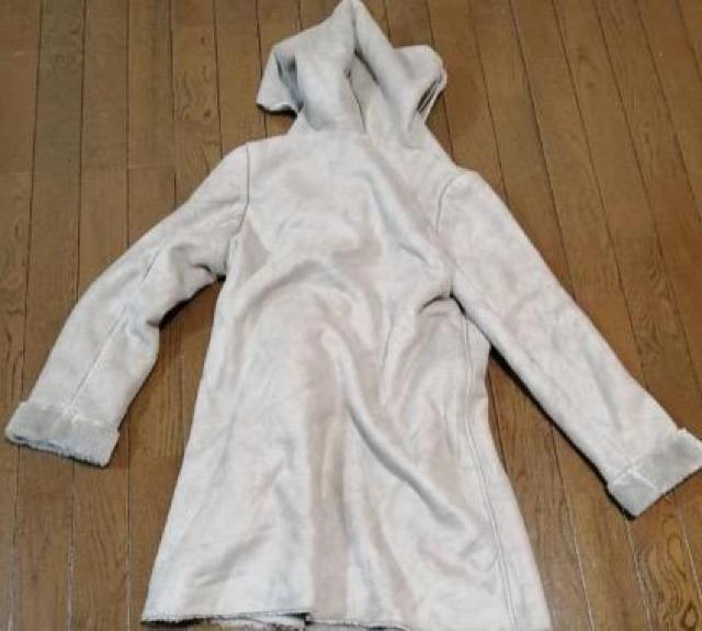 【限定価格★特価★未使用に近い大活躍フーディー小顔効果、温かい、肌触り抜群ポケット付き着痩せスエード風ぜひ! < 女性ファッション 【限定価格★特価★未使用に近い大活躍フーディー小顔効果、温かい、肌触り抜群ポケット付き着痩せスエード風ぜひ! < 女性ファッションの