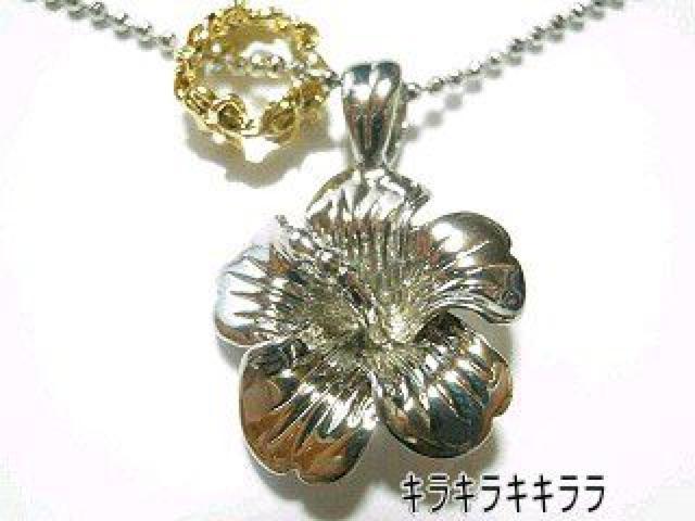 《New》★梨花★ハワイアンジュエリー<プラチナ>ハイビスカスネックレス < 女性アクセサリー/時計  《New》★梨花★ハワイアンジュエリー<プラチナ>ハイビスカスネックレス  < 女性アクセサリー/時計の