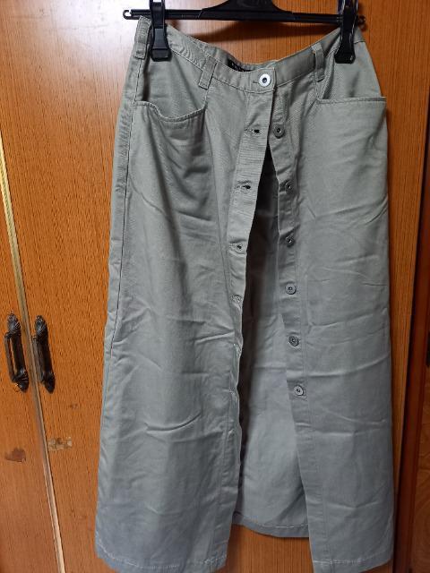 ∞前ボタンのロングスカート < 女性ファッション  ∞前ボタンのロングスカート < 女性ファッションの