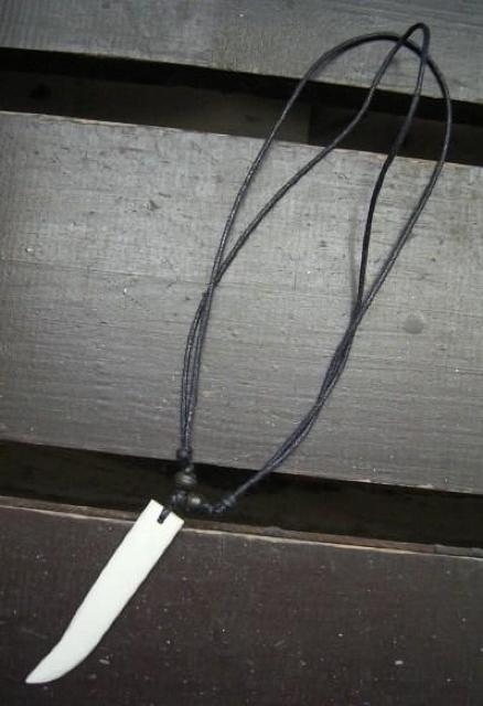 ☆普通郵便送料無料☆ボーントップネックレス*牙*2 < 男性アクセサリー/時計  ☆普通郵便送料無料☆ボーントップネックレス*牙*2 < 男性アクセサリー/時計の