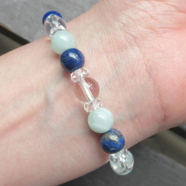 ラピスラズリxアマゾナイトx水晶ブレスレット 天然石 パワーストーン < 女性アクセサリー/時計 ラピスラズリxアマゾナイトx水晶ブレスレット 天然石 パワーストーン < 女性アクセサリー/時計の