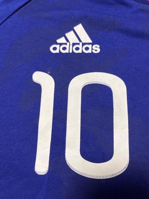 サッカー 日本代表 ユニフォーム デサイン アディダス キリン Tシャツ JO ブルー 10 < 男性ファッション  サッカー 日本代表 ユニフォーム デサイン アディダス キリン Tシャツ JO ブルー 10 < 男性ファッションの
