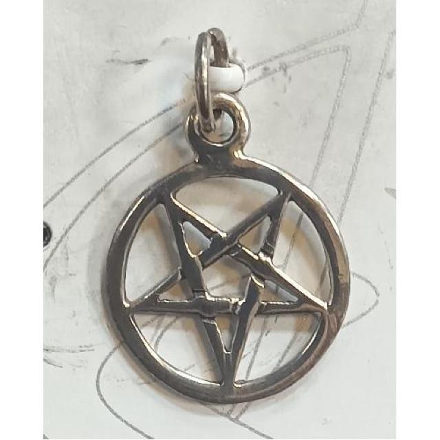 PeterStone: Pentagram Inverted Charm < 女性アクセサリー/時計  PeterStone: Pentagram Inverted Charm  < 女性アクセサリー/時計の