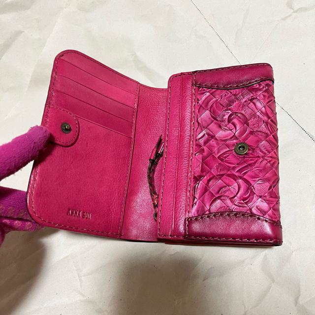 【高級感】ANNA SUI アナスイ 二つ折り財布 花柄 型押し L字ファスナー < ブランド 【高級感】ANNA SUI アナスイ 二つ折り財布 花柄 型押し L字ファスナー < ブランドの