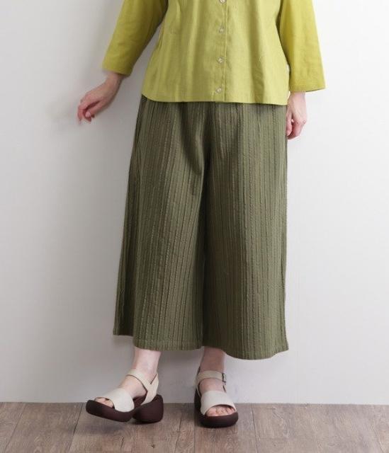 *north object de petit*ストライプ織り柄 ワイドパンツ 新品 カーキグリーン < 女性ファッション *north object de petit*ストライプ織り柄 ワイドパンツ 新品 カーキグリーン < 女性ファッションの