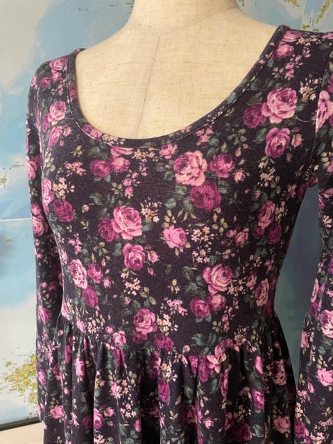 SHAKE SHAKE 花柄ワンピース 可愛い フリーサイズ < ブランド SHAKE SHAKE 花柄ワンピース 可愛い フリーサイズ < ブランドの