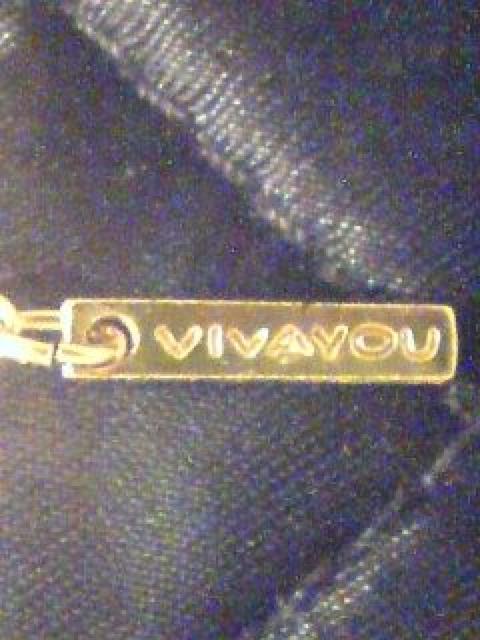 uhu` xnt̃lbNX  ANZT[/v 