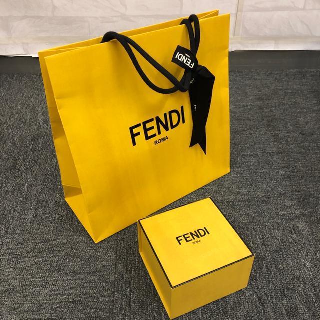  FENDI tFfB ob^ wANbv  uh 