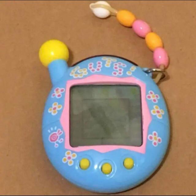 超じんせーエンジョイ! たまごっち 水色 ガッツぶるー ストラップ付 ニンテンドー 携帯ゲーム < おもちゃ 超じんせーエンジョイ! たまごっち 水色 ガッツぶるー ストラップ付 ニンテンドー 携帯ゲーム < おもちゃの