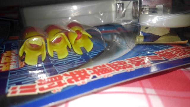 ウルトラマンコスモス 吸盤ピストル ラウンダーショット ユタカ Sランク ウルトラマン < アニメ/コミック/キャラクター  ウルトラマンコスモス 吸盤ピストル ラウンダーショット ユタカ Sランク ウルトラマン < アニメ/コミック/キャラクターの