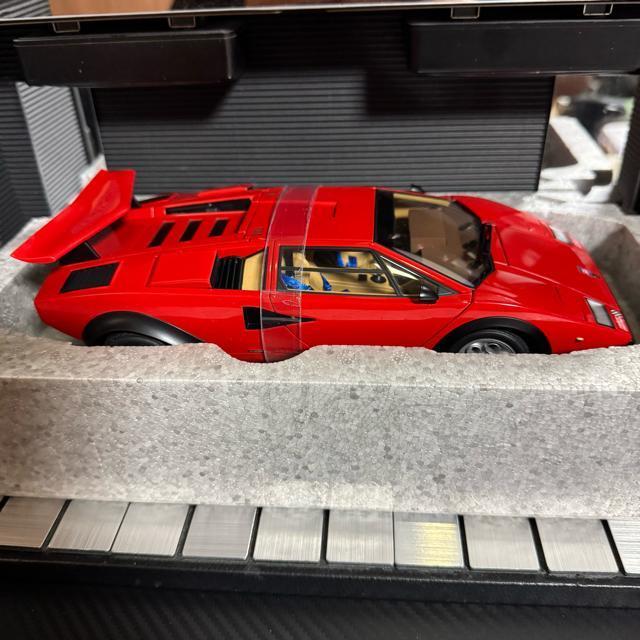絶版新品未展示品 オートアート 1/18 ランボルギーニカウンタックLP500S < ホビー  絶版新品未展示品 オートアート 1/18 ランボルギーニカウンタックLP500S < ホビーの