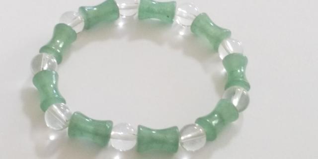 定形外無料*ボーンcutアベンチュリン・水晶*天然石ブレス < 女性アクセサリー/時計 定形外無料*ボーンcutアベンチュリン・水晶*天然石ブレス < 女性アクセサリー/時計の