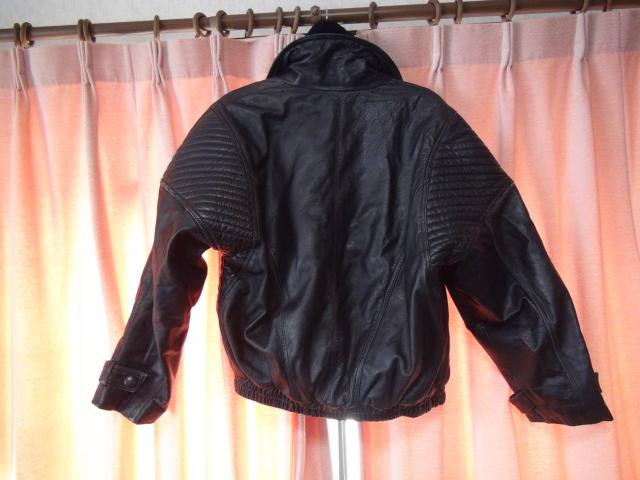 ULOOLOWのムートンフリル付き羊の革のハーフコート!。 < 男性ファッション ULOOLOWのムートンフリル付き羊の革のハーフコート!。 < 男性ファッションの