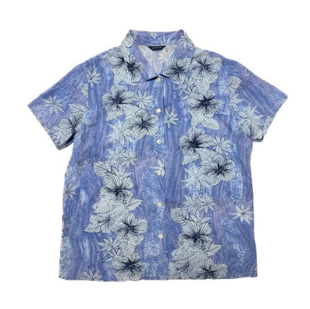 爽やかブルー系ハイビスカス柄◎アロハシャツ(M)美品 < 女性ファッション 爽やかブルー系ハイビスカス柄◎アロハシャツ(M)美品 < 女性ファッションの