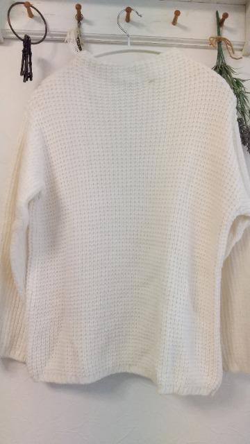 saloon by Adastria*ふっくらボートネックホワイトワッフルニット/38 < 女性ファッション saloon by Adastria*ふっくらボートネックホワイトワッフルニット/38 < 女性ファッションの