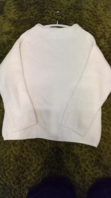 saloon by Adastria*ふっくらボートネックホワイトワッフルニット/38 < 女性ファッション saloon by Adastria*ふっくらボートネックホワイトワッフルニット/38 < 女性ファッションの