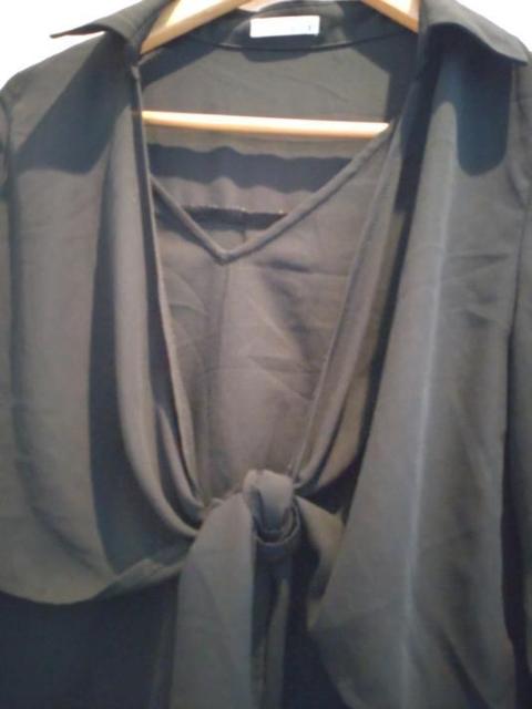 リゼクシー◆ブラック フロントリボン サラサラシフォン ブラウス シャツ F < ブランド  リゼクシー◆ブラック フロントリボン サラサラシフォン ブラウス シャツ F < ブランドの