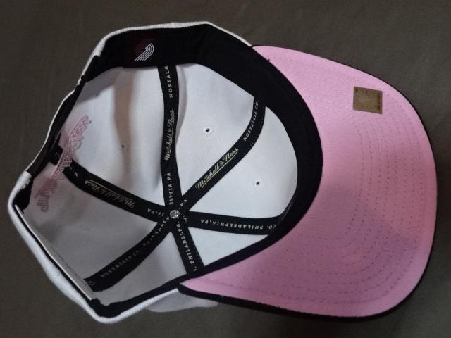 【Mitchell & Ness】 NBA トレイルブレイザーズ  ロゴ キャップ 白 < 男性ファッション  【Mitchell & Ness】 NBA トレイルブレイザーズ  ロゴ キャップ 白 < 男性ファッションの