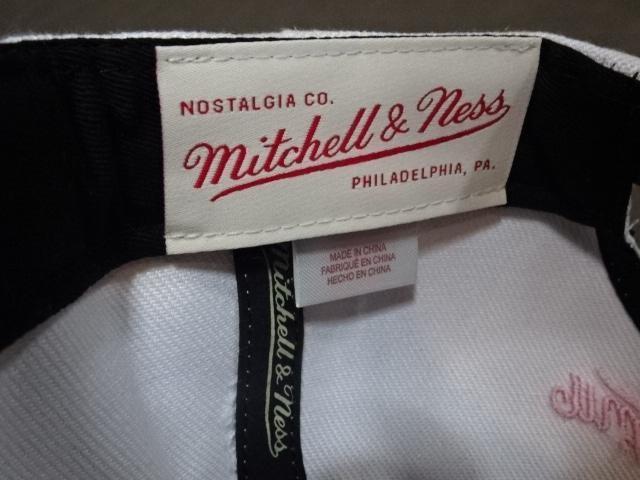 【Mitchell & Ness】 NBA トレイルブレイザーズ  ロゴ キャップ 白 < 男性ファッション  【Mitchell & Ness】 NBA トレイルブレイザーズ  ロゴ キャップ 白 < 男性ファッションの