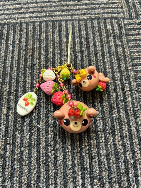 ハンドメイド じゃらじゃらストラップ くま < 女性ファッション  ハンドメイド じゃらじゃらストラップ くま  < 女性ファッションの