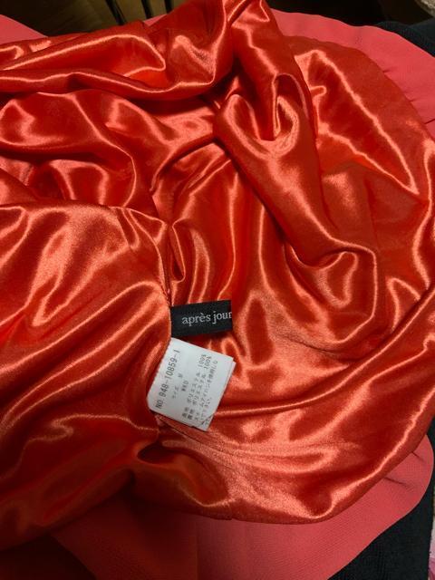 ◆アプレジュール膝丈ワンピースMサイズ < 女性ファッション  ◆アプレジュール膝丈ワンピースMサイズ < 女性ファッションの