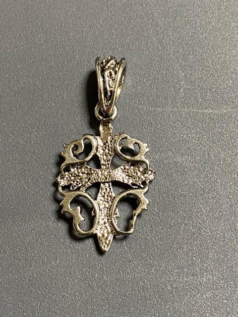 �V�i�@�y���_���g�@�A�N�Z�T���[�@�l�b�N���X