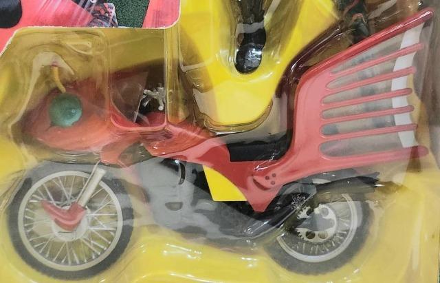 仮面ライダーアマゾン フィギュア&バイク ノーマルVer.フィギュア < ホビー 仮面ライダーアマゾン フィギュア&バイク ノーマルVer.フィギュア < ホビーの