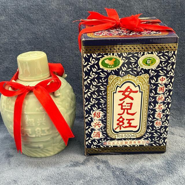 紹興酒 女児紅 金奨 500ml 中国酒 陶器ボトル 未開栓 2点 < グルメ/ドリンク 紹興酒 女児紅 金奨 500ml 中国酒 陶器ボトル 未開栓 2点 < グルメ/ドリンクの