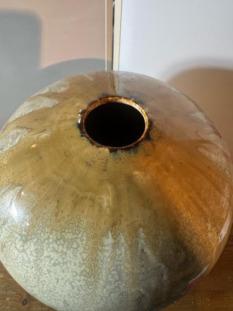 在銘 大型壺 花器 陶芸作品 1987年作 自然釉 景色壺 飾り壺 < インテリア/ライフ 在銘 大型壺 花器 陶芸作品 1987年作 自然釉 景色壺 飾り壺 < インテリア/ライフの