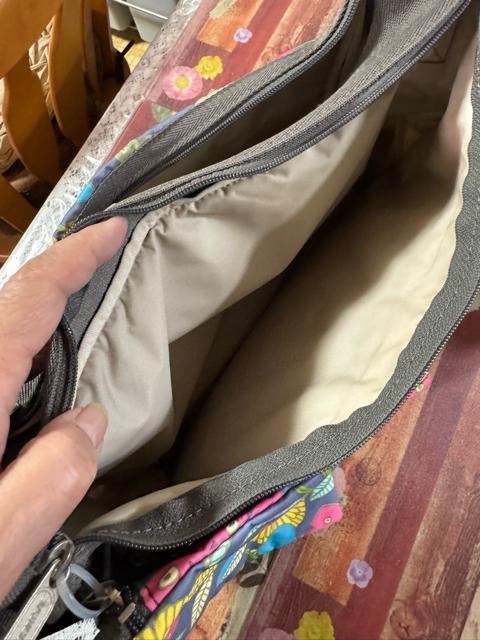 感謝を込めて★LeSportsac極美品ショルダーバック・ポーチ★ナチュラル系セットアップ★1000円スタート < ブランド 感謝を込めて★LeSportsac極美品ショルダーバック・ポーチ★ナチュラル系セットアップ★1000円スタート < ブランドの