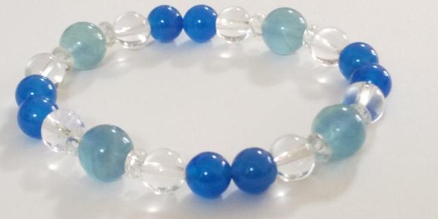 定形外無料*ブルーフローライト・青瑪瑙・水晶*天然石ブレス < 女性アクセサリー/時計 定形外無料*ブルーフローライト・青瑪瑙・水晶*天然石ブレス < 女性アクセサリー/時計の
