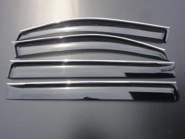 安心ビス付き♪メッキモール付き ドアバイザー ノア 7#系 < 自動車/バイク 安心ビス付き♪メッキモール付き ドアバイザー ノア 7#系 < 自動車/バイク