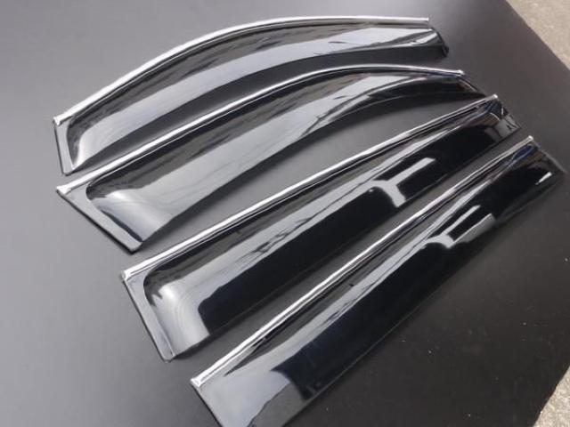 安心ビス付き♪メッキモール付き ドアバイザー ノア 7#系 < 自動車/バイク 安心ビス付き♪メッキモール付き ドアバイザー ノア 7#系 < 自動車/バイク