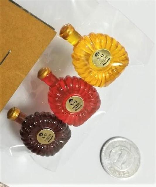 ミニチュア★XO★3本セット★バーカウンターなどにいかがでしょうか★ドールハウスに★ < おもちゃ ミニチュア★XO★3本セット★バーカウンターなどにいかがでしょうか★ドールハウスに★ < おもちゃの