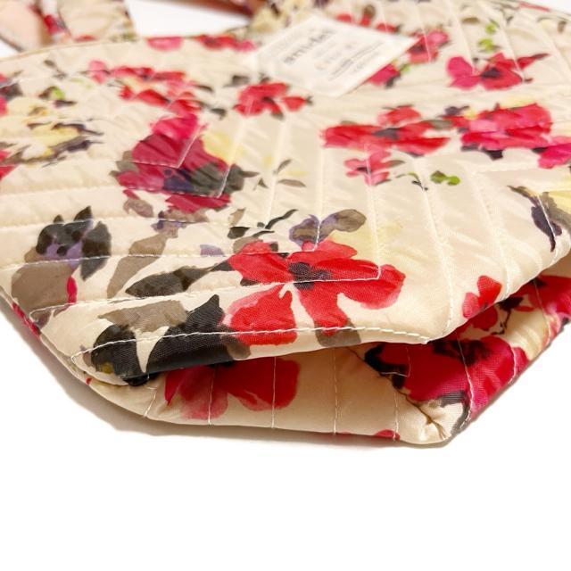 【NEW/非売品】花柄キルティングトートバッグ/snidel/サイズA4 < 女性ファッション  【NEW/非売品】花柄キルティングトートバッグ/snidel/サイズA4 < 女性ファッションの